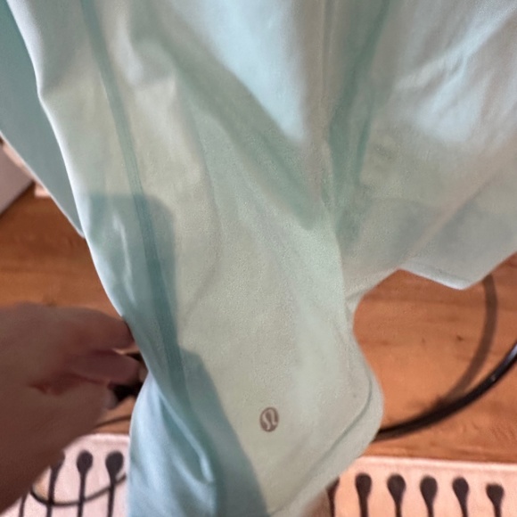 Lululemon Long Sleeve Shirt - SZ 12 - Picture 2 of 6
